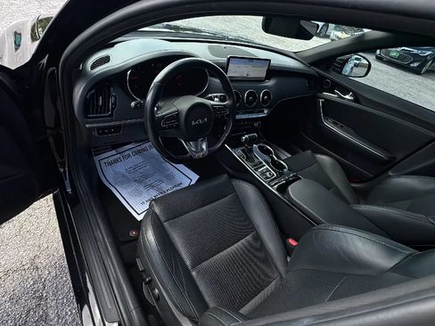 Used 2022 Kia Stinger GT-Line RWD image 12