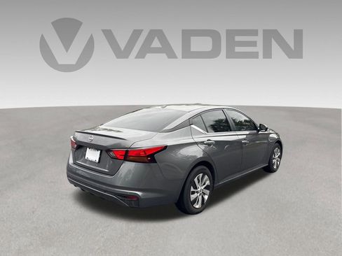 Certified 2025 Nissan Altima 2.5 S FWD image 29