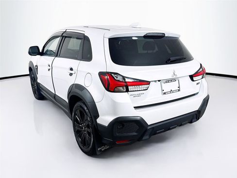 Used 2024 Mitsubishi Outlander Sport AWD image 5