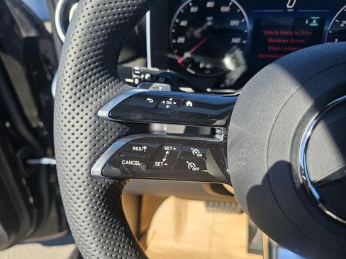 New 2026 Mercedes-Benz GLC 300 GLC 300 image 17