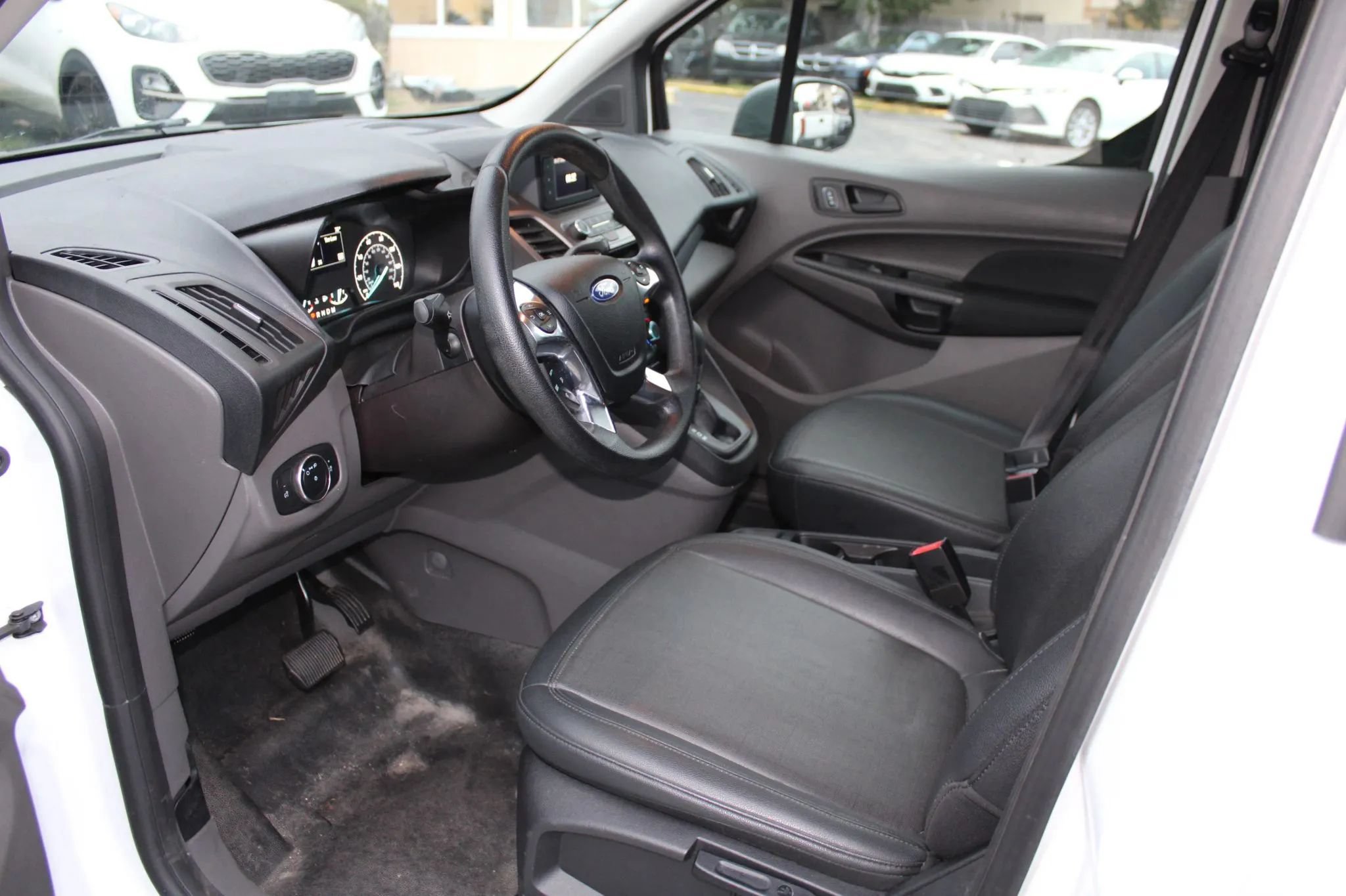 Used 2019 Ford Transit Connect XL FWD image 27