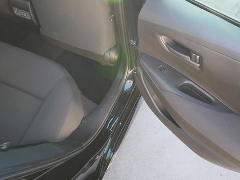 Used 2023 Toyota Corolla LE image 14