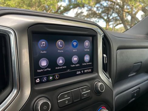 Used 2021 Chevrolet Silverado 2500 LT w/ Z71 Sport Edition AWD/4WD image 18
