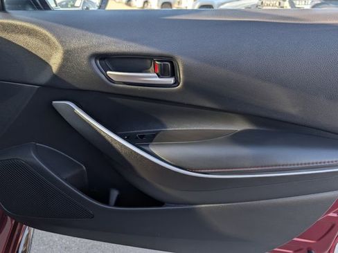 Used 2025 Toyota Corolla SE image 34