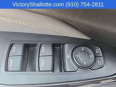 Used 2026 Chevrolet Trax ACTIV w/ Sunroof Package FWD image 22