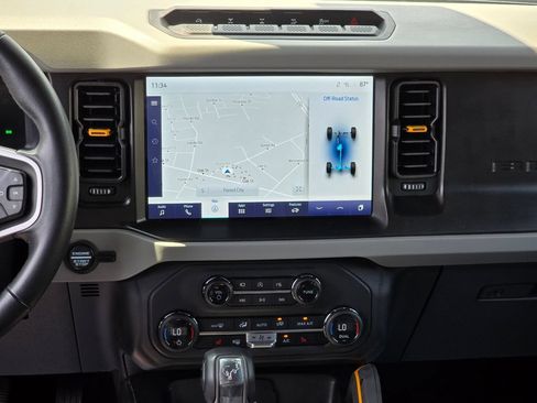Used 2023 Ford Bronco Badlands AWD/4WD image 17