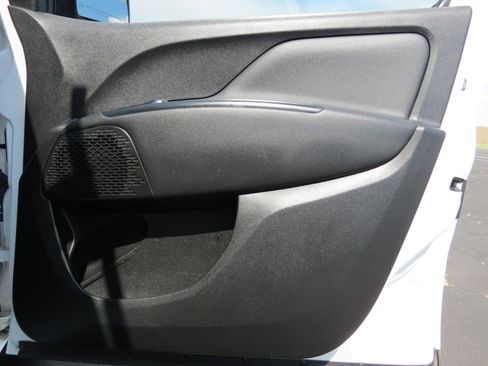 Used 2018 RAM ProMaster City Tradesman SLT image 31