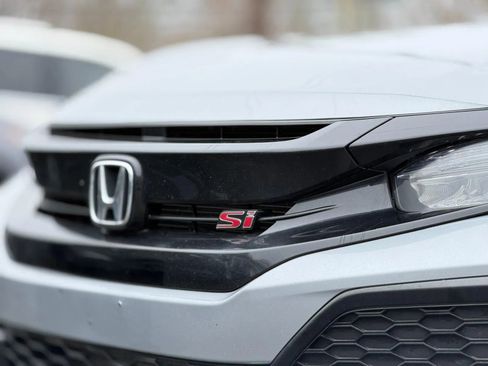 Used 2018 Honda Civic Si image 2