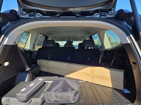 New 2026 Hyundai Ioniq 9 SEL image 32