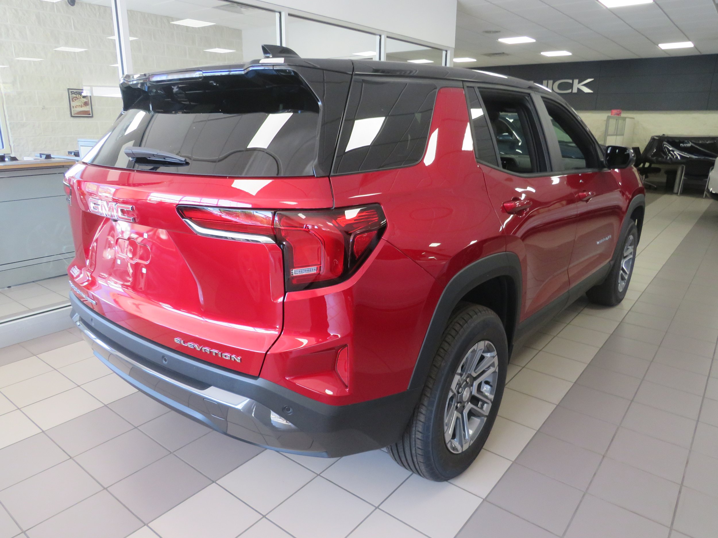 New 2027 GMC Terrain Elevation w/ LPO, Floor Liner Package AWD/4WD image 6
