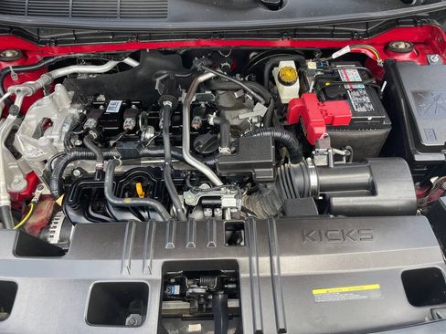 Certified 2025 Nissan Kicks SV AWD/4WD image 25