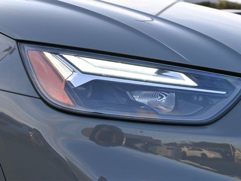 Used 2022 Audi SQ5 Premium image 23