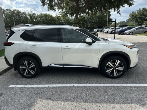 Used 2021 Nissan Rogue SL w/ Premium Package AWD/4WD image 10