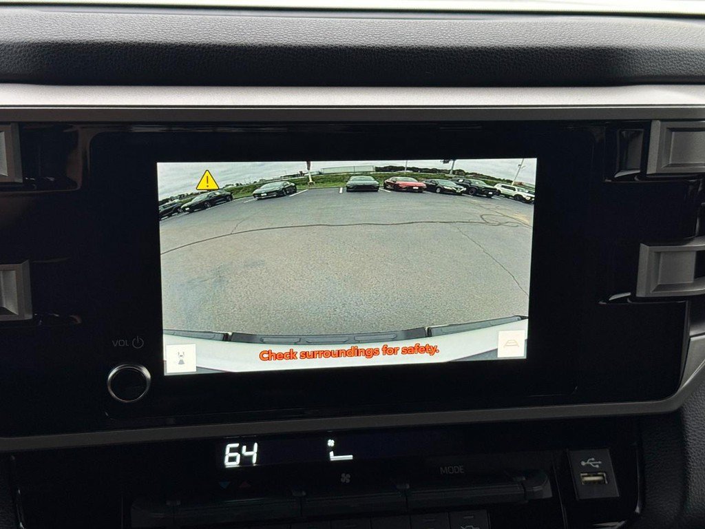 Used 2025 Toyota Tundra SR5 AWD/4WD image 24