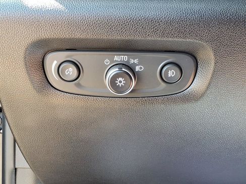 Used 2019 Chevrolet Traverse LT w/ LPO, Floor Liner Package AWD/4WD image 15