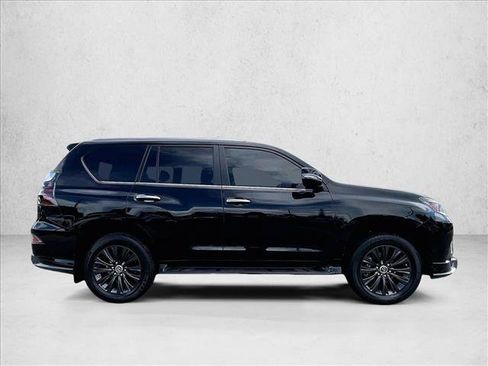 Used 2023 Lexus GX 460 Premium w/ Accessory Package AWD/4WD image 5