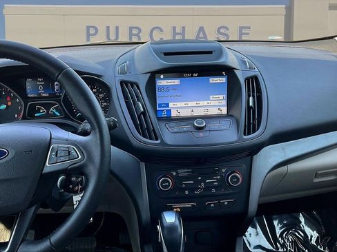 Used 2018 Ford Escape SEL image 11