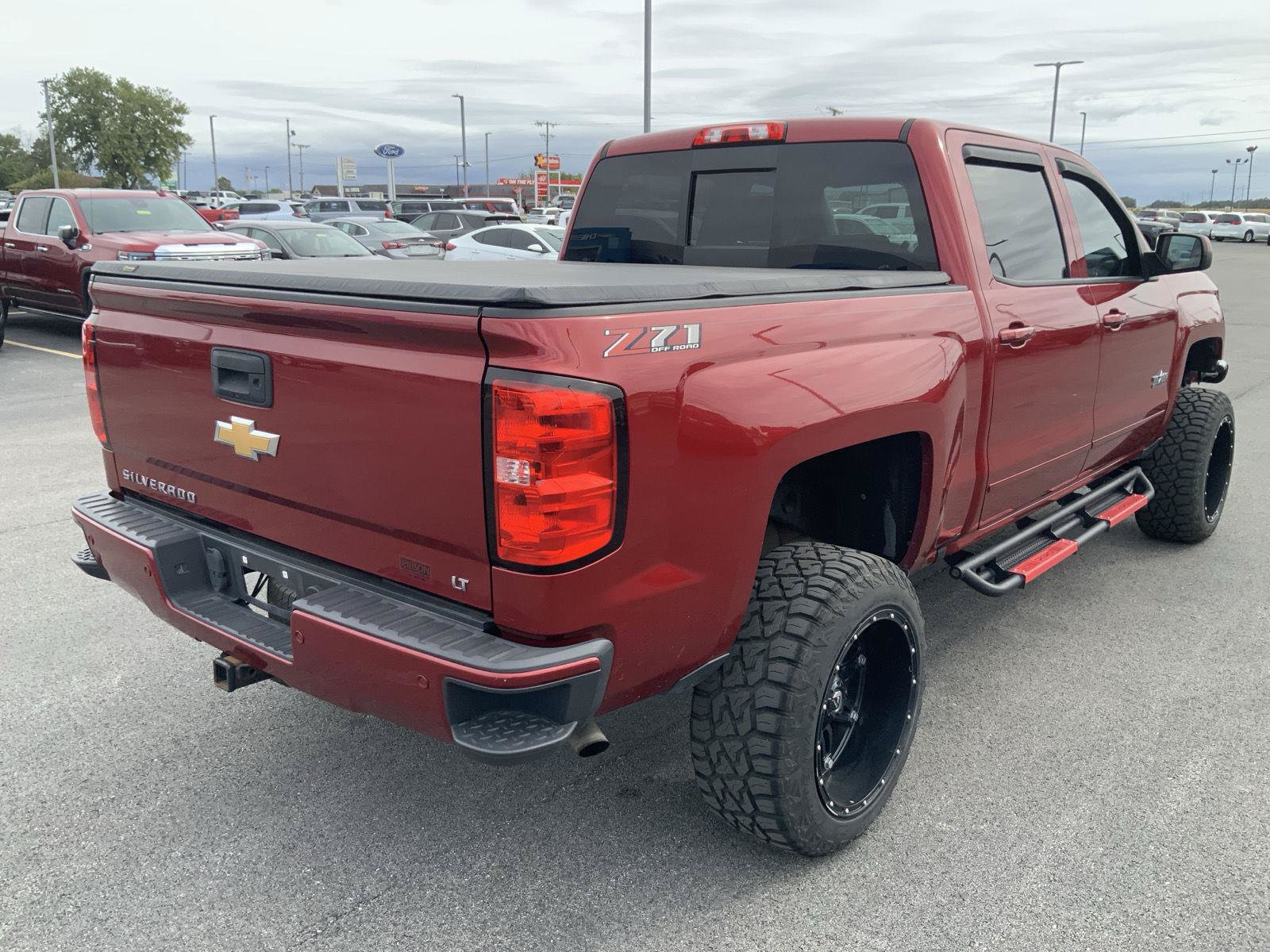 Used 2018 Chevrolet Silverado 1500 LT w/ Texas Edition AWD/4WD image 9