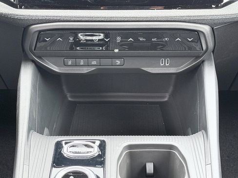 New 2026 Jeep Cherokee Laredo image 17