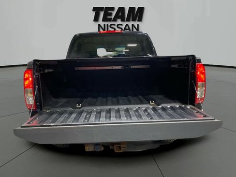 Used 2013 Nissan Frontier SV w/ SV Value Truck Pkg image 6