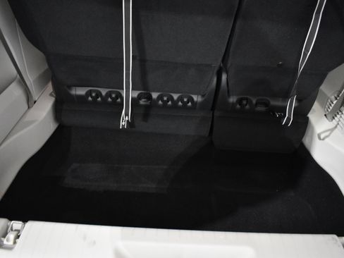 Used 2023 Chrysler Pacifica Limited w/ Trailer Tow Group image 32