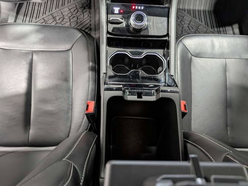 Used 2022 Jeep Grand Cherokee Limited image 20