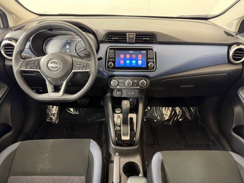 Used 2025 Nissan Versa SV FWD image 16