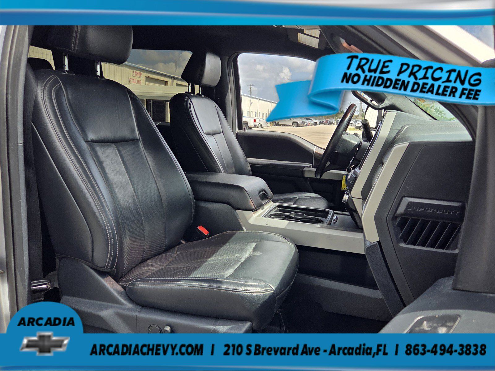 Used 2022 Ford F350 Lariat w/ Tremor Off-Road Package AWD/4WD image 17