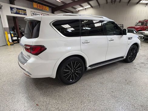 Used 2019 INFINITI QX80 Limited w/ All-Season Package AWD/4WD image 10