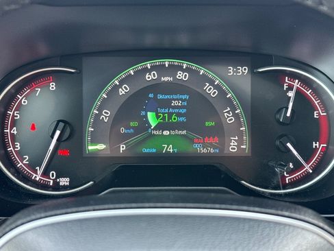 Used 2023 Toyota RAV4 XLE Premium image 24