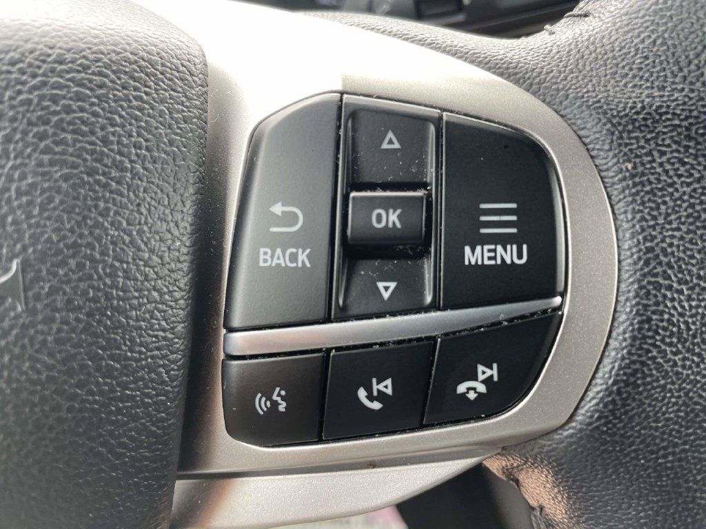 Certified 2022 Ford Explorer XLT RWD image 24