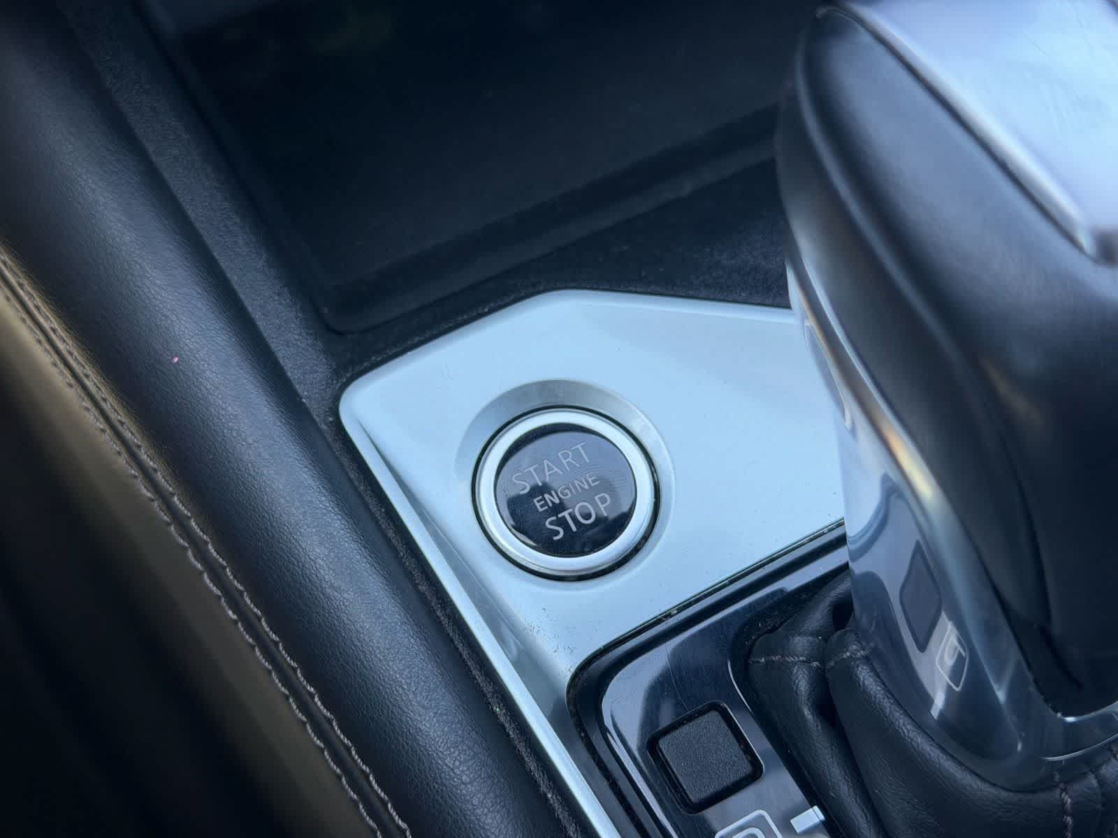 Certified 2019 Nissan Altima 2.0 Platinum FWD image 13