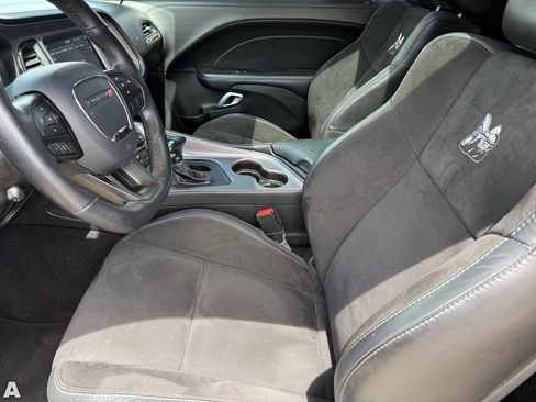 Certified 2023 Dodge Challenger R/T Scat Pack RWD image 12