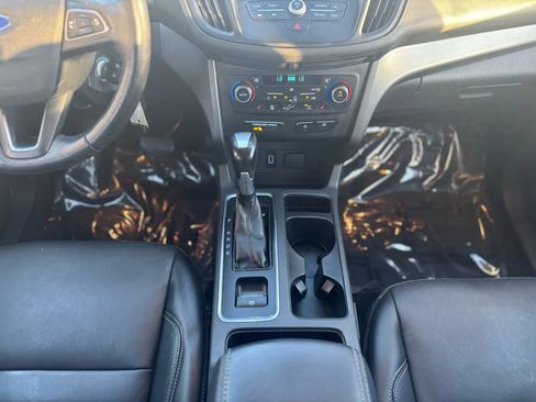 Used 2017 Ford Escape SE w/ SE Leather Comfort Package image 14