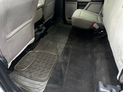 Used 2017 Ford F150 XLT w/ Trailer Tow Package image 28