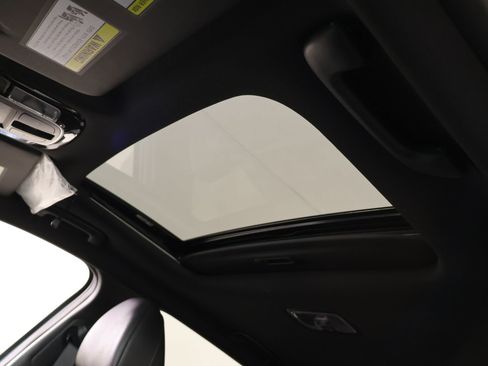 Used 2024 Hyundai Santa Cruz Limited image 16