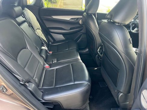 Used 2019 INFINITI QX50 Essential w/ Sensory Package FWD image 18