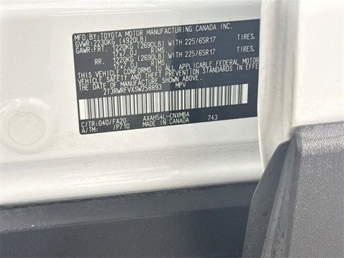 Certified 2025 Toyota RAV4 XLE image 30