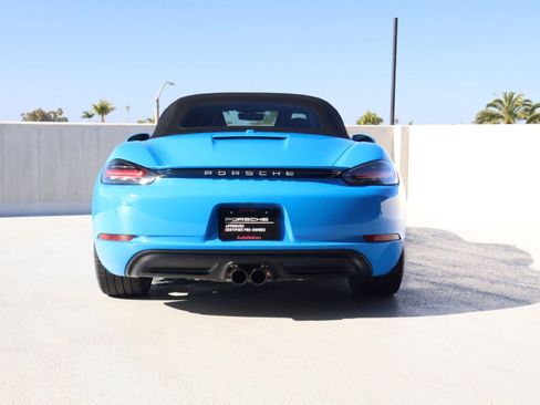 Certified 2025 Porsche 718 Boxster w/ Premium Package image 11