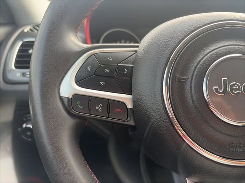 Used 2021 Jeep Compass Trailhawk image 17