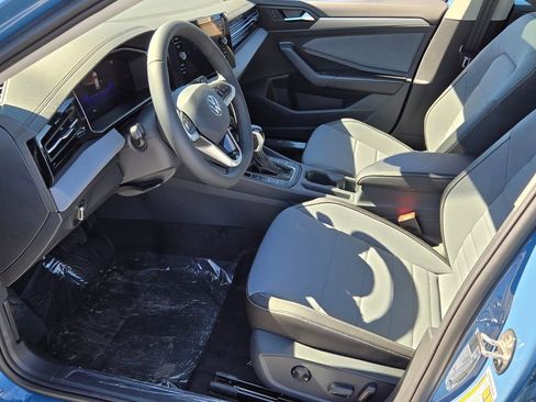 New 2026 Volkswagen Jetta SE image 7