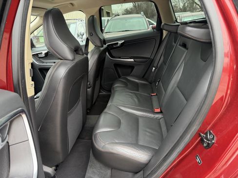 Used 2013 Volvo XC60 T6 image 10