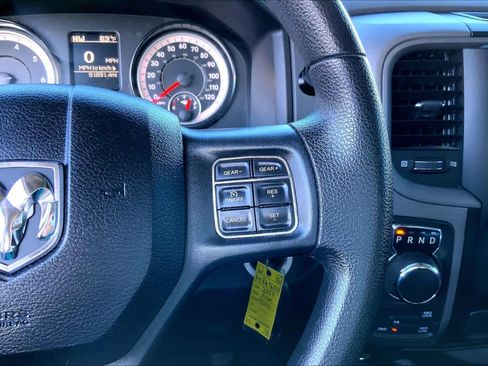 Used 2017 RAM 1500 Express image 25