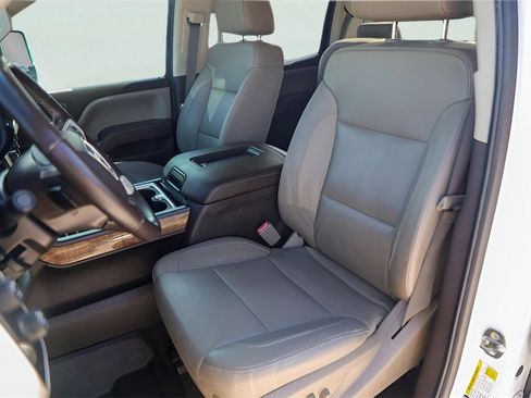 Used 2018 GMC Sierra 2500 SLT w/ Duramax Plus Package image 10