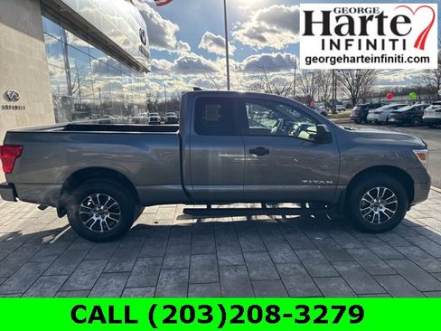 Used 2024 Nissan Titan SV w/ Accessory Utility Package image 8