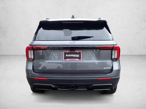 New 2026 Ford Explorer ST-Line w/ ST-Line Street Pack AWD/4WD image 3
