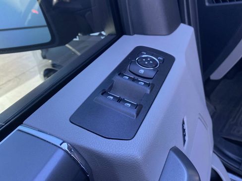 Used 2018 Ford F150 XLT w/ Equipment Group 302A Luxury image 17