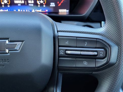 Used 2024 Chevrolet Colorado Trail Boss w/ Technology Package image 26