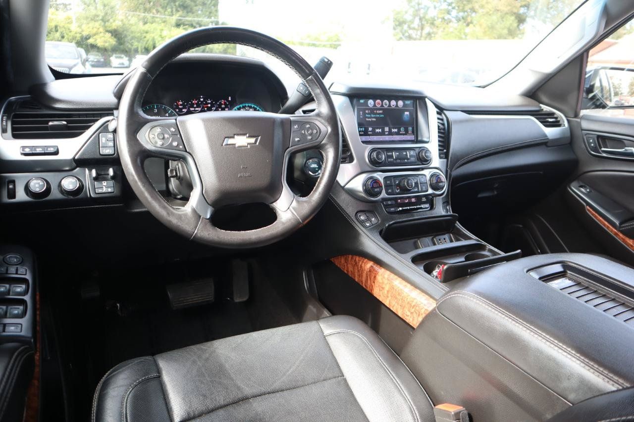 Used 2017 Chevrolet Suburban Premier AWD/4WD image 19