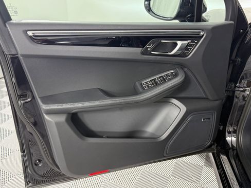 New 2026 Porsche Macan S image 14